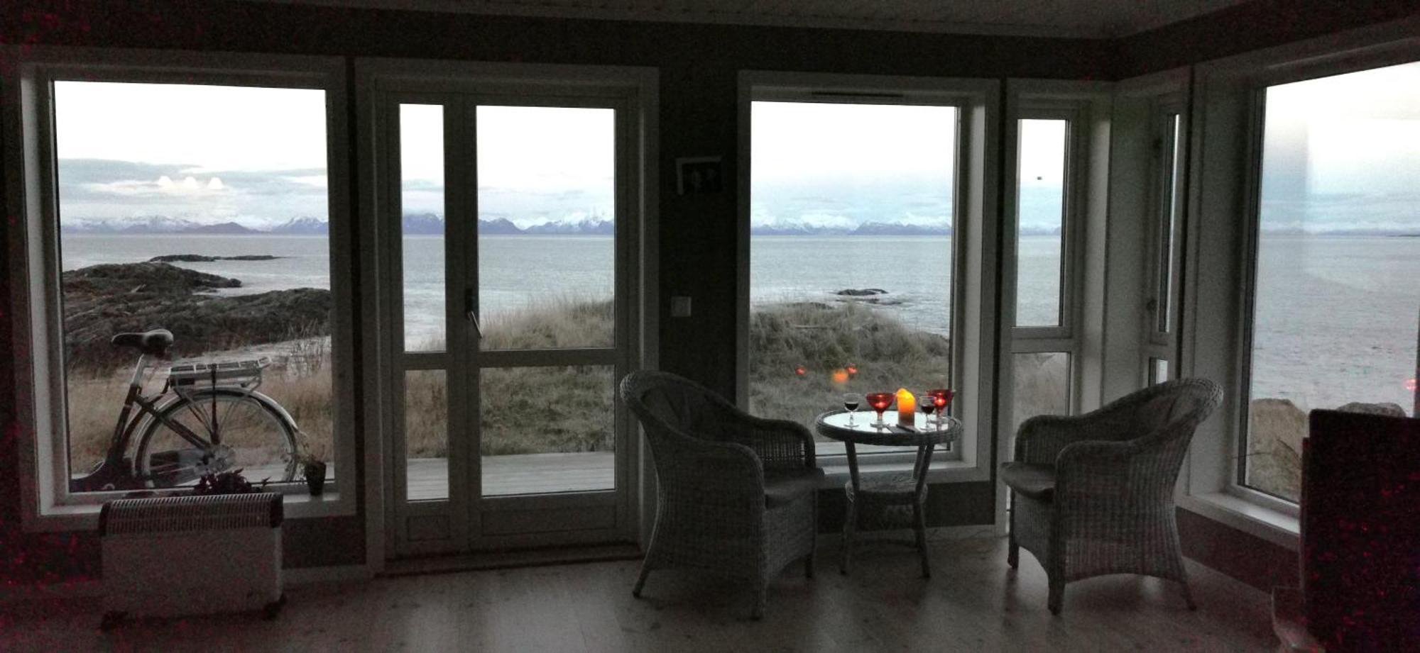 Holiday home Lofoten Mountains Midnight Sun And Nothern Lights In Steigen